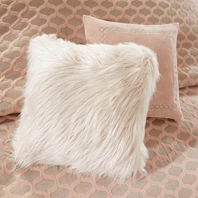 Madison Park Signature Romance Comforter Set in Pink, Queen MPS10-201