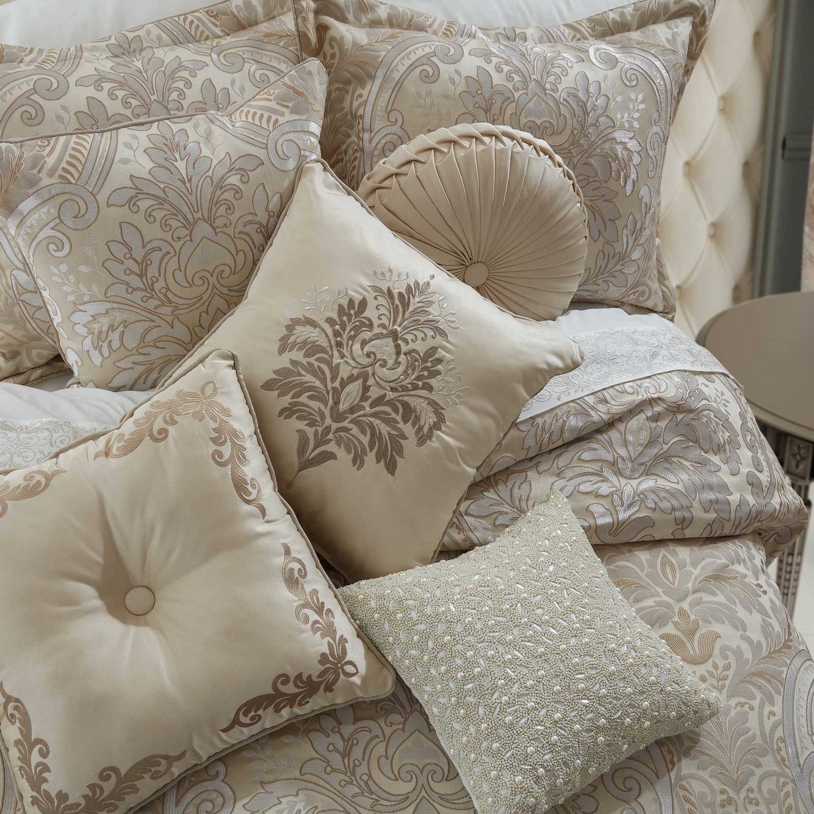 belgium-18-square-decorative-throw-pillow-champagne-2