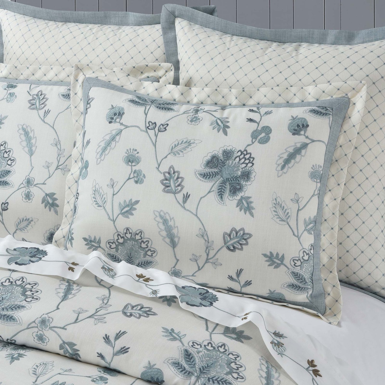 blue-garden-california-king-4-piece-comforter-set-blue-2