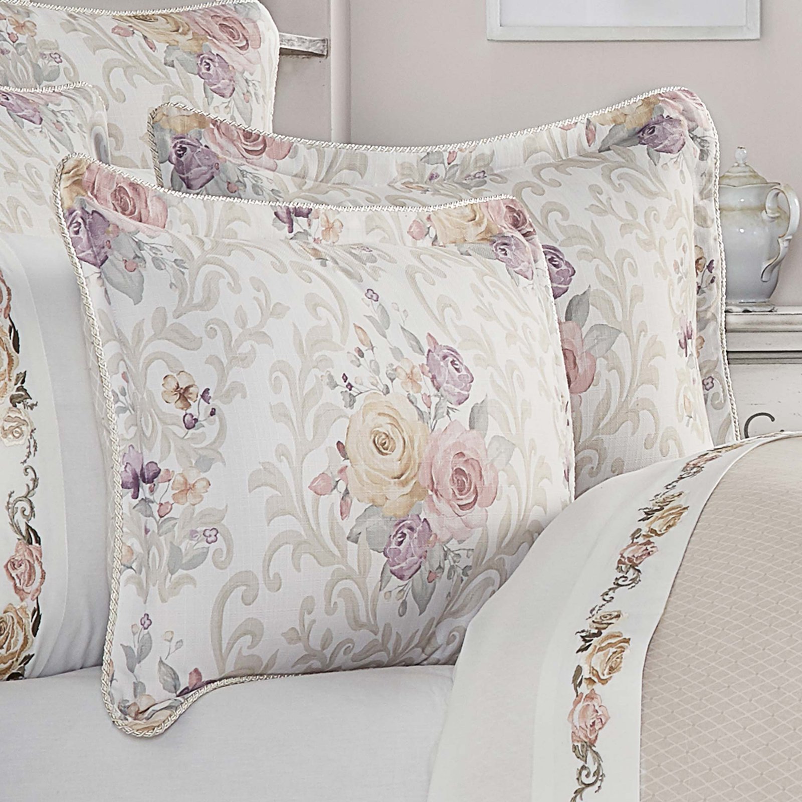 chardonnay-king-4-piece-comforter-set-ivory-2
