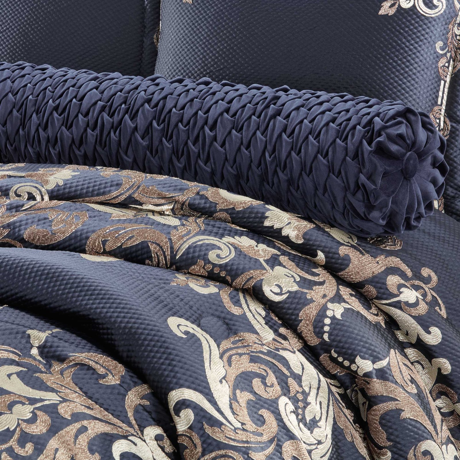 giardino-neckroll-pillow-2