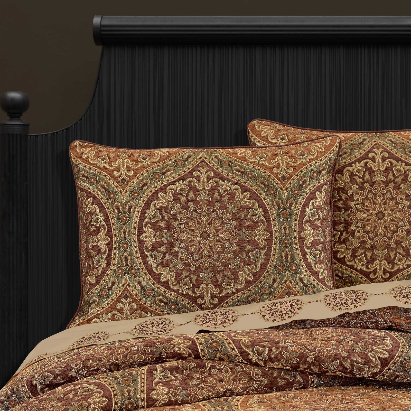 harvest-moon-queen-4-piece-comforter-set-burgundy-3