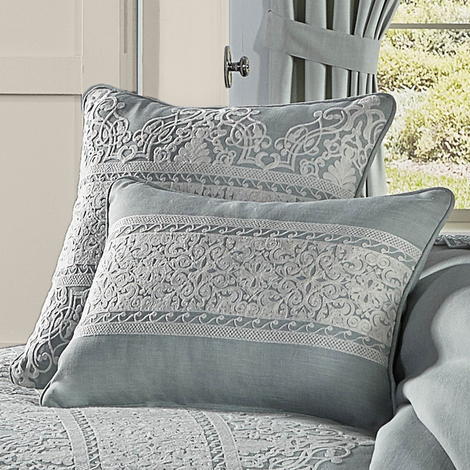 patricia-boudoir-decorative-throw-pillow-3