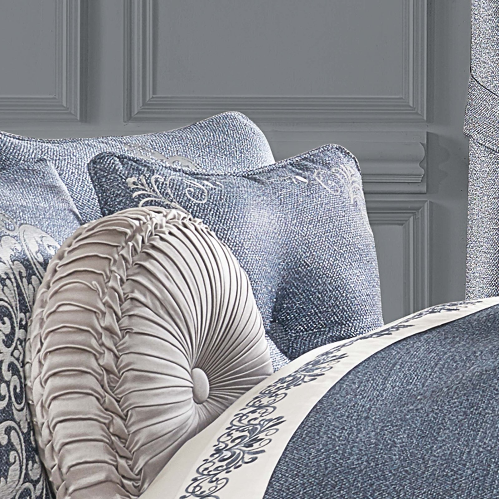 richmond-18-square-embellished-decorative-throw-pillow-3