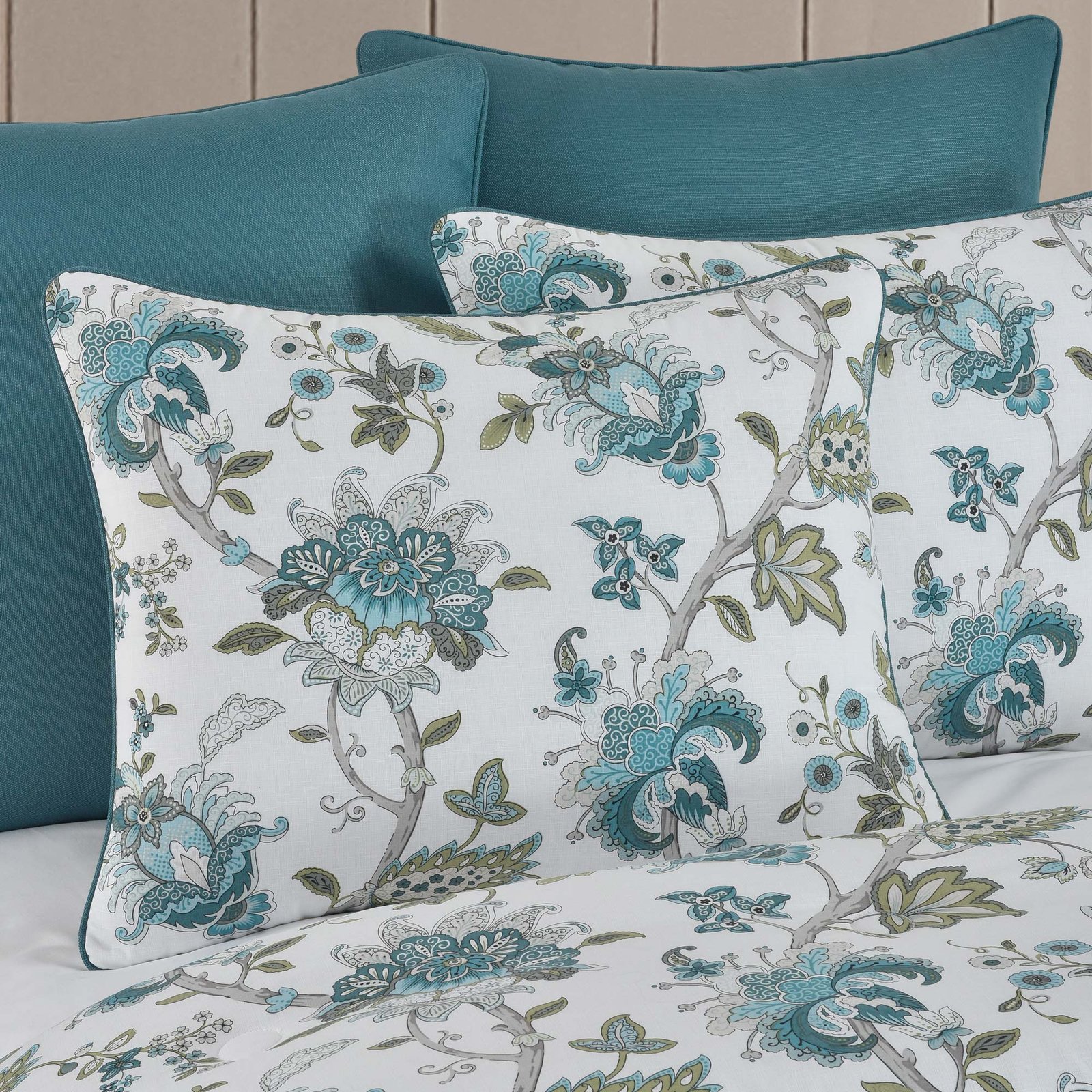 rosanna-queen-4-piece-comforter-set-teal-2