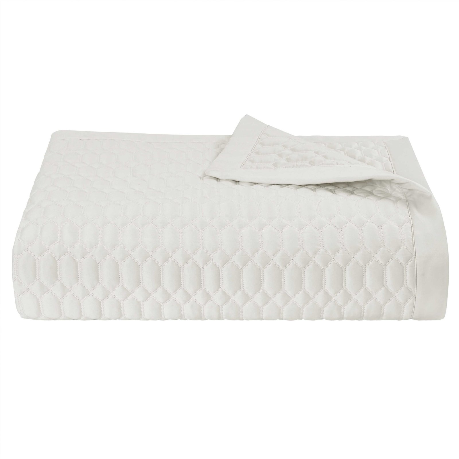 BrillianceIvory3PieceQuiltSet-4
