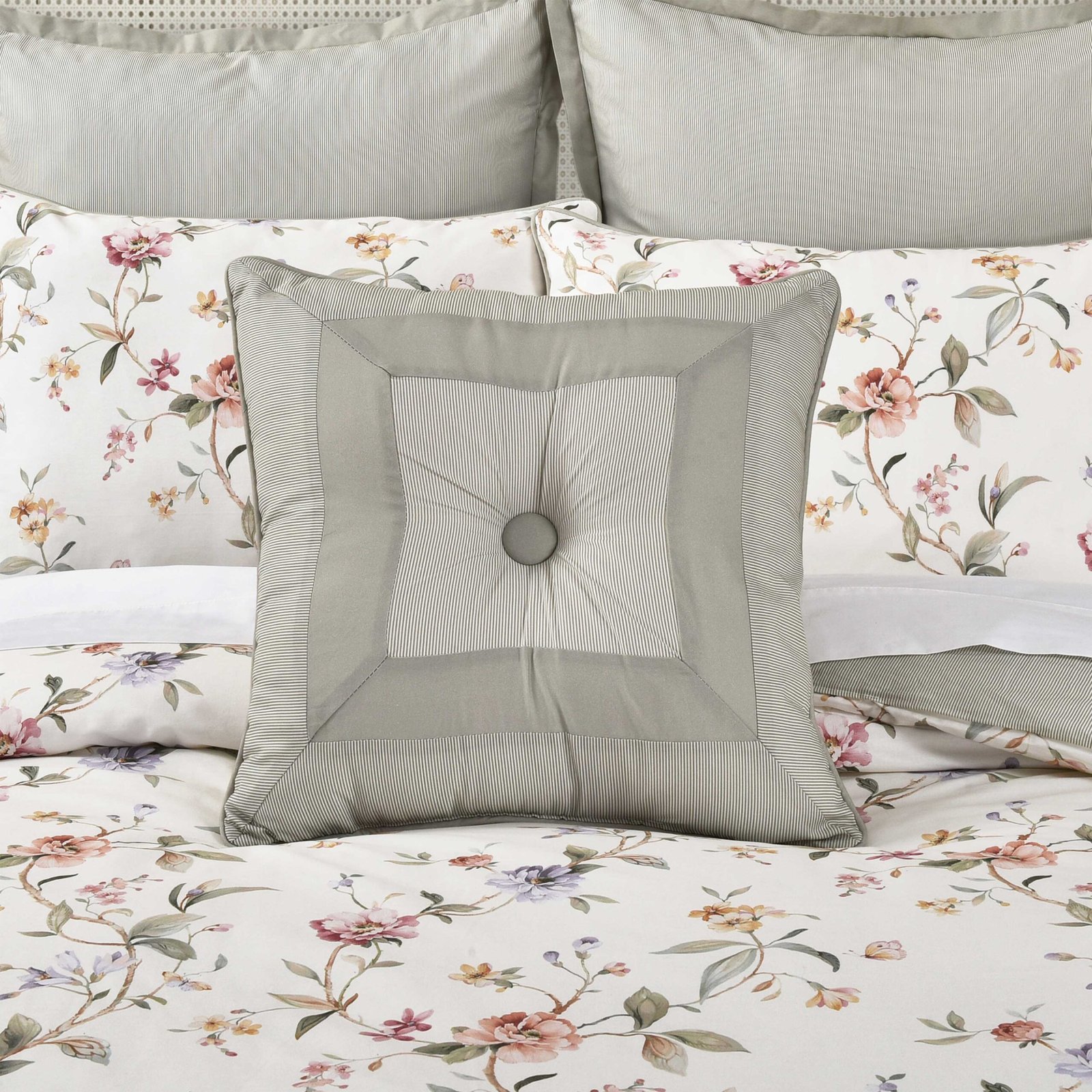 ClariceGreenSquareDecorativeThrowPillow18x18_faf56eb5-f217-402c-bf8b-d7208b36567f