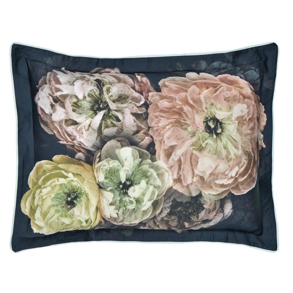 LePoemeDeFleursMidnightPillowSham-1