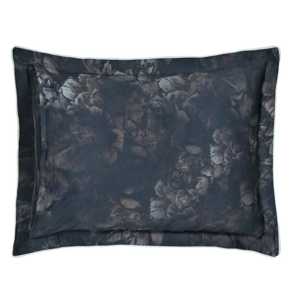 LePoemeDeFleursMidnightPillowSham-2