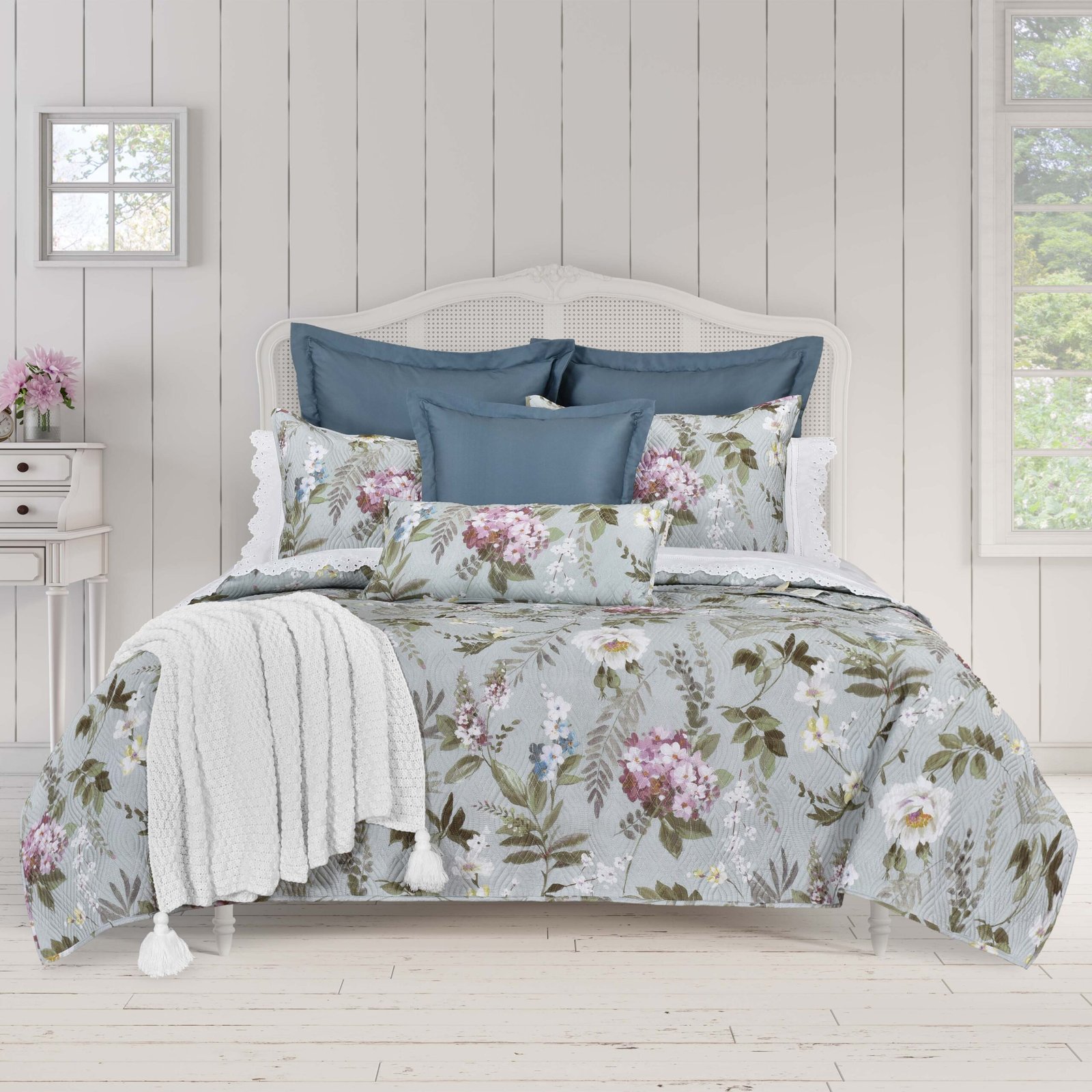 SaraSeaFoam3PieceQuiltSet-1