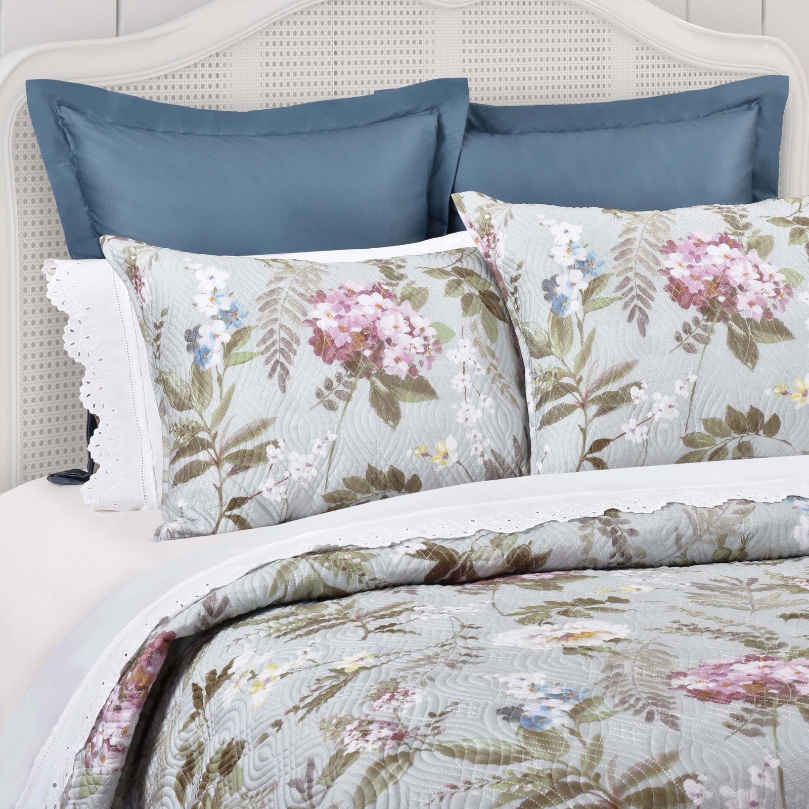 SaraSeaFoam3PieceQuiltSet-2