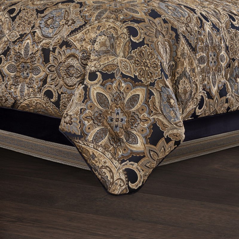 amara-comforter-set_amara_alt-three-new