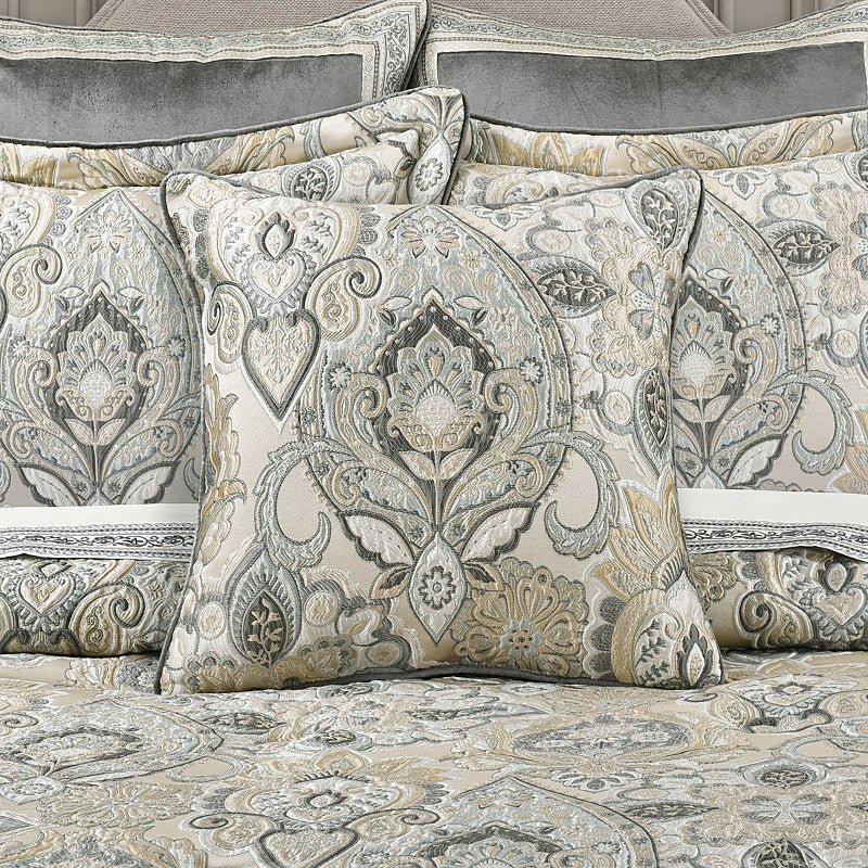 annabelle-20inch-square-decorative-throw-pillow_annabelle_alt-one-new