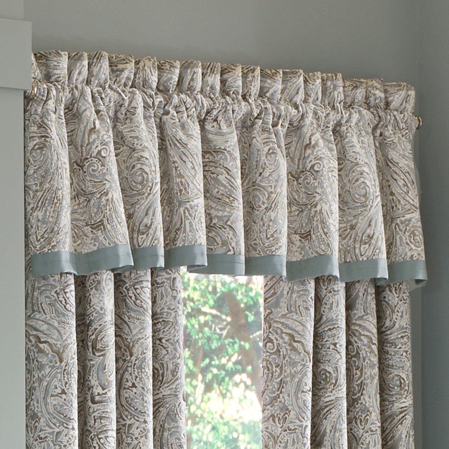 giovani-spa-window-straight-valance_giovani_main-image-new