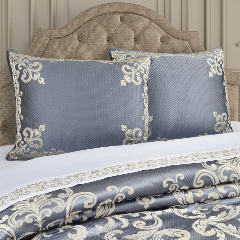 dicaprio-comforter-set_dicaprio_alt-two-new